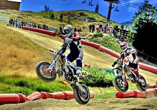 Supermoto. Nuovi circuiti per l'International Series Supermoto 