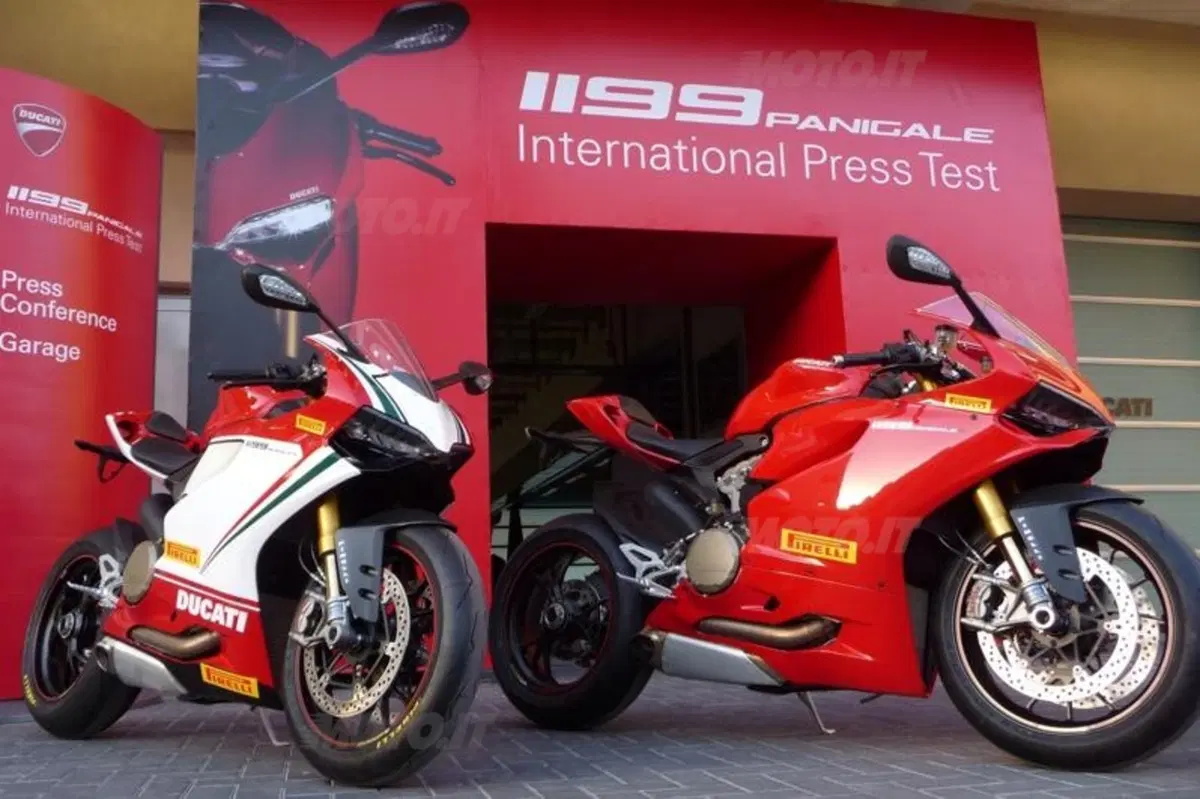 Pirelli Diablo Supercorsa SP ai cerchi della Ducati 1199 Panigale