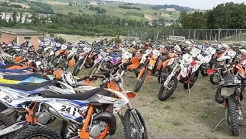 Spari contro piloti all'Enduro di Felina. La condanna della FMI