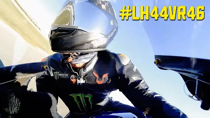 Lewis Hamilton: l'onboard sulla M1 di Valentino Rossi