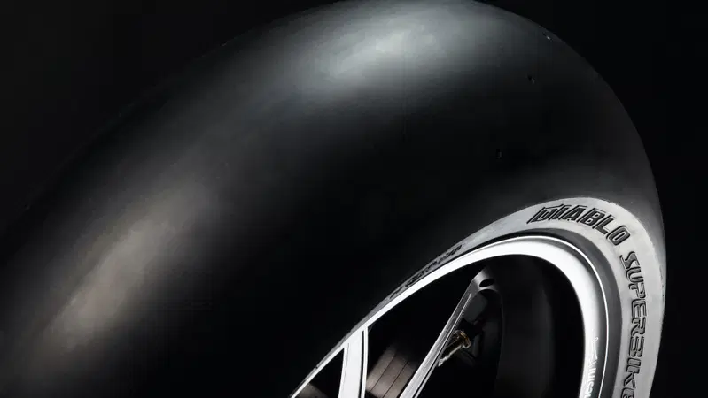 Pirelli: novit&agrave; racing per Diablo e Phantom