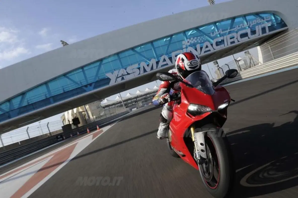 Ducati 1199 Panigale (11)