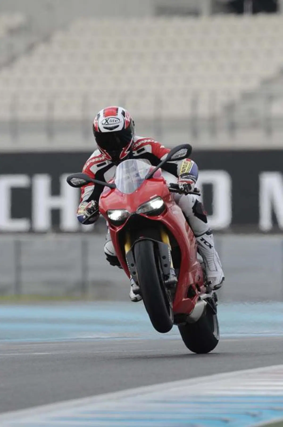 Ducati 1199 Panigale (15)