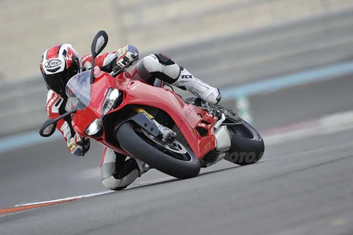 Ducati 1199 Panigale (20)