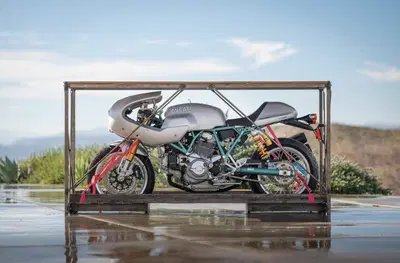 All'asta una Ducati Paul Smart 1000 LE, aerografata e nuova, ancora nella cassa