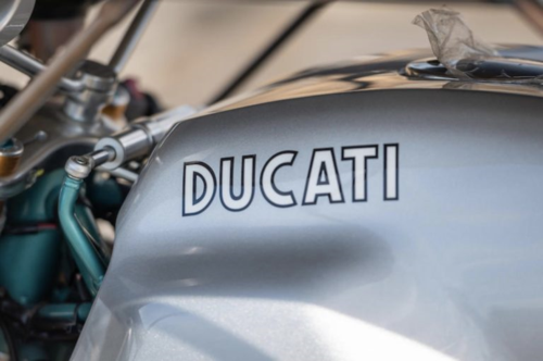 All'asta una Ducati Paul Smart 1000 LE, aerografata e nuova, ancora nella cassa (4)