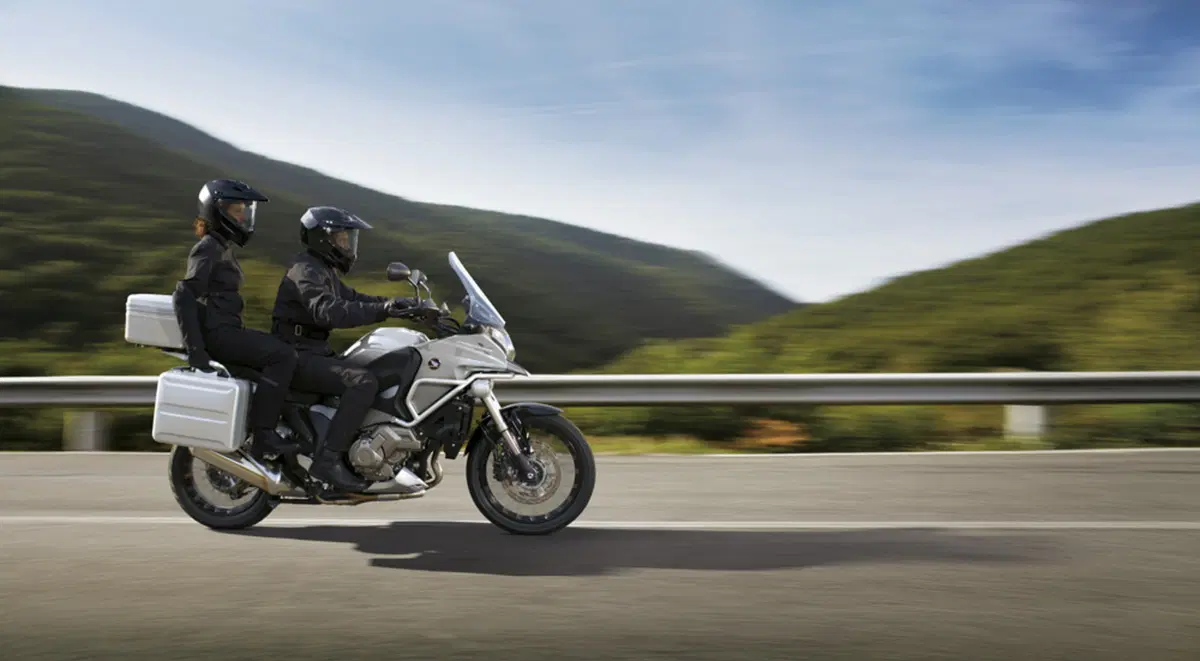 Honda Crosstourer. Già dai concessionari a 14.200 euro (6)