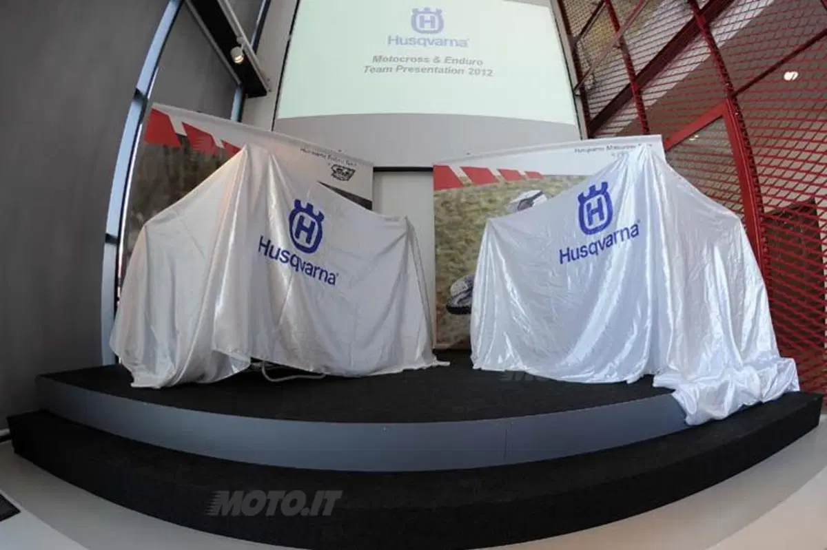 Husqvarna presenta i team Enduro e Motocross per la stagione iridata 2012 (14)