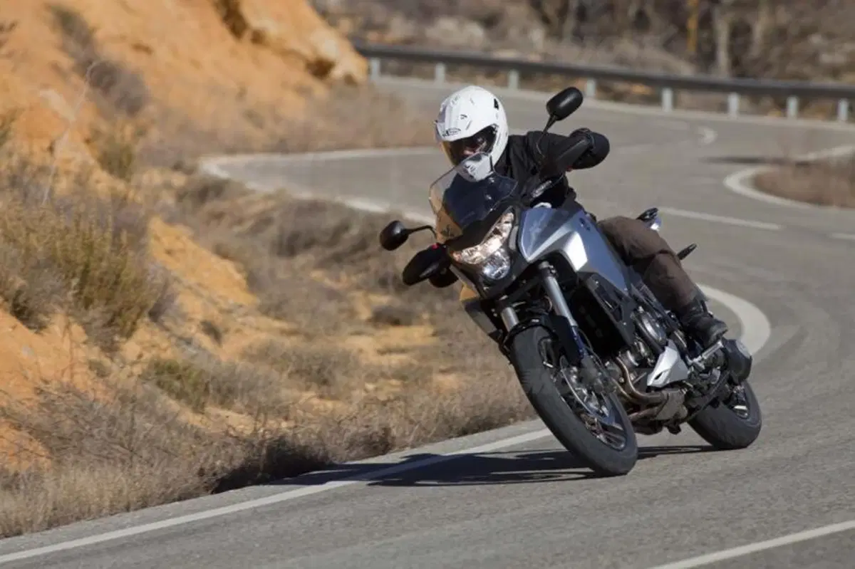 Honda Crosstourer 1200   (2)