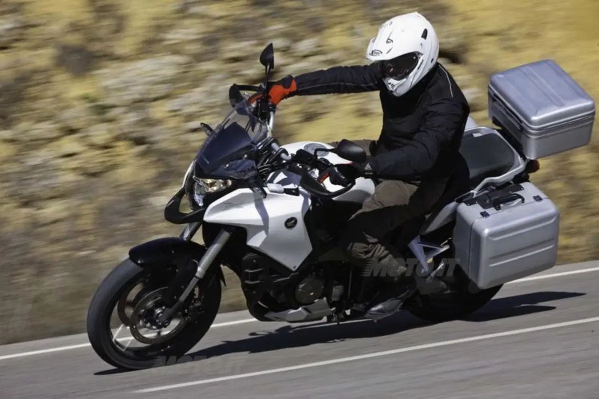 Honda Crosstourer 1200   (4)