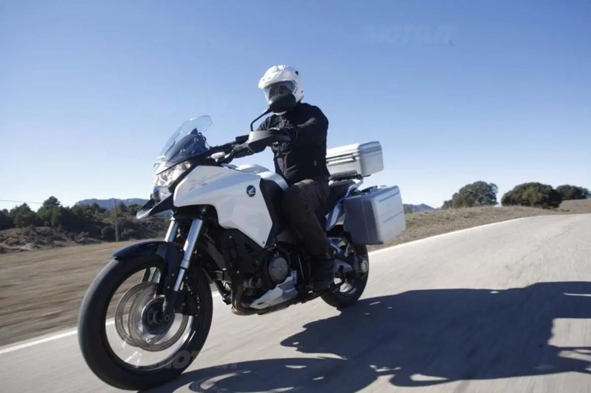 Honda Crosstourer 1200   (9)