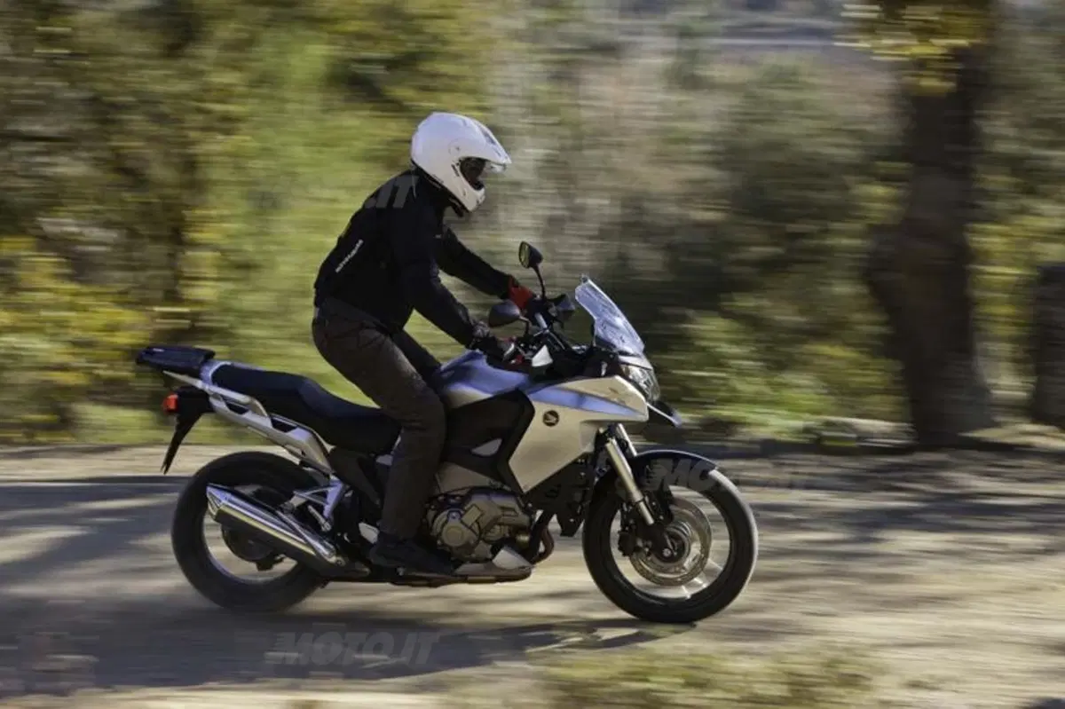 Honda Crosstourer 1200   (21)