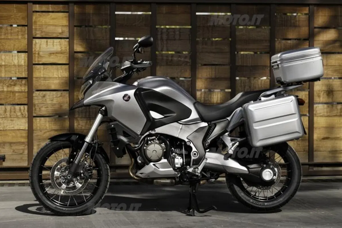 Honda Crosstourer 1200   (25)