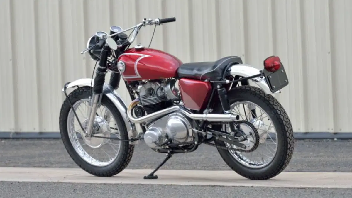 Norton P11: la desert racer più vittoriosa degli anni '60 all'asta (2)