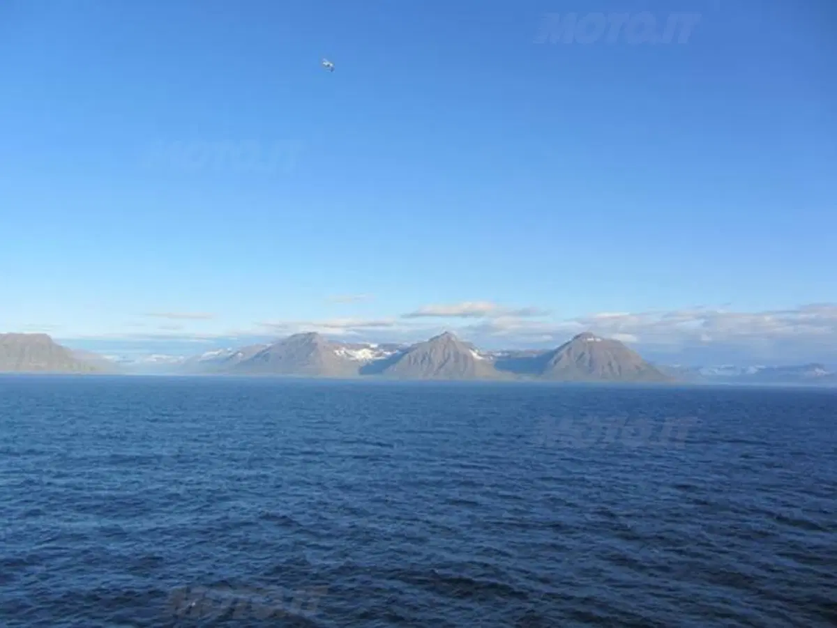 Viaggi: Islanda. Dal 43° parallelo fino al 65° ed oltre... (28)