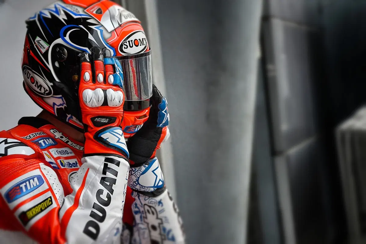 MotoGP, Sepang 2015. Le foto più spettacolari (26)
