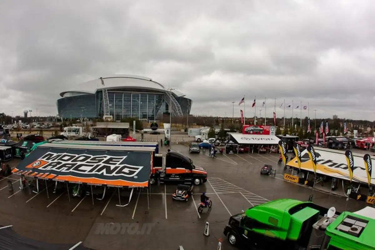 Supercross, Villopoto a Dallas vince la terza gara consecutiva (2)