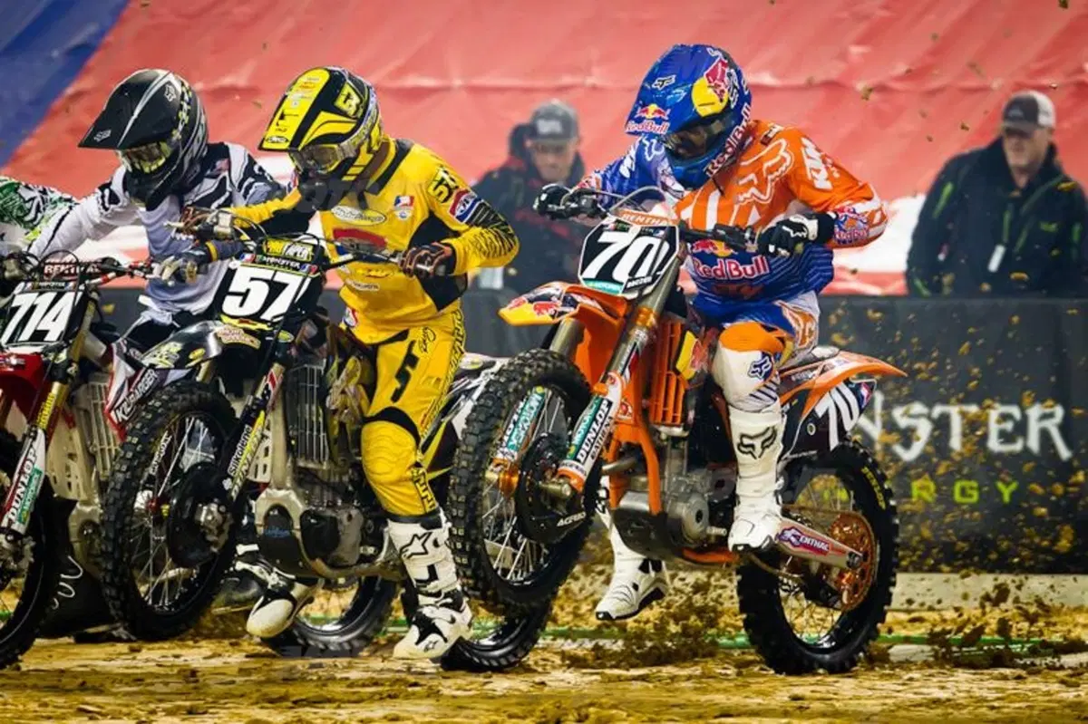 Supercross, Villopoto a Dallas vince la terza gara consecutiva (4)