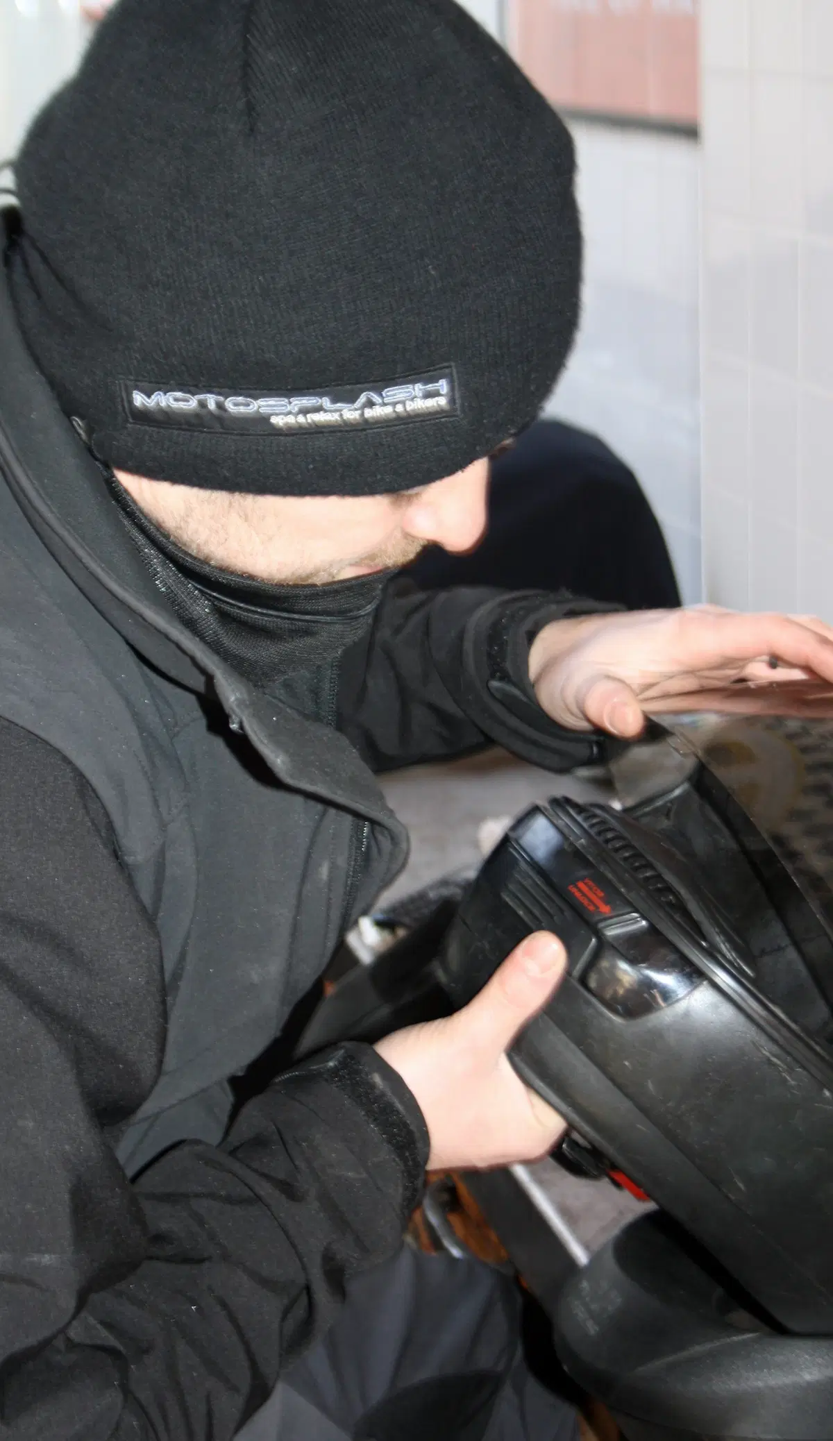 Pulizia del casco: Motosplash ti lava la testa! (11)