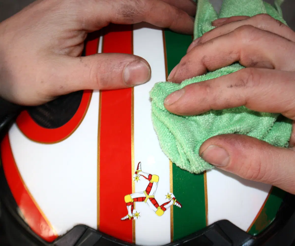 Pulizia del casco: Motosplash ti lava la testa! (27)