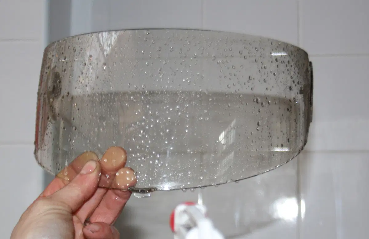 Pulizia del casco: Motosplash ti lava la testa! (50)