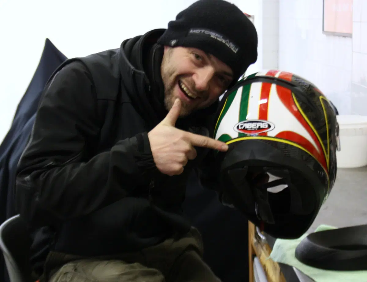 Pulizia del casco: Motosplash ti lava la testa! (66)