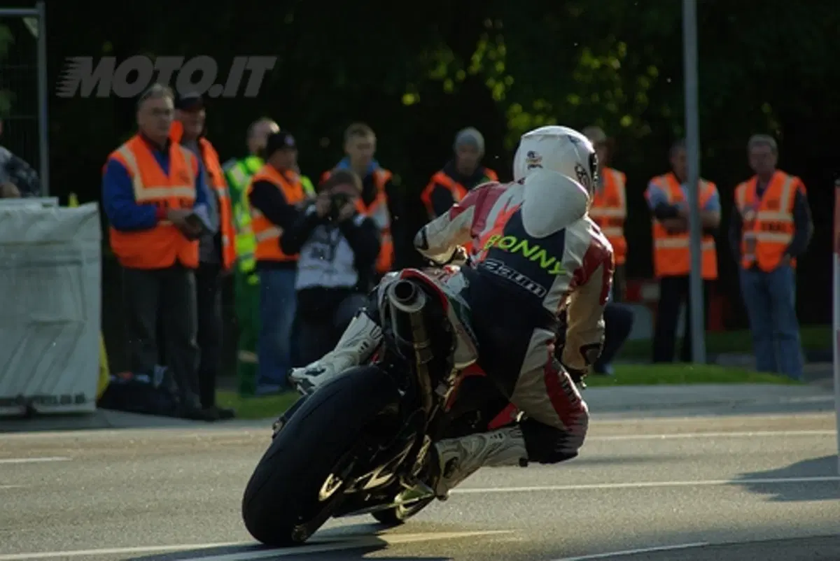 Tourist Trophy. Un'intervista molto particolare  (2)