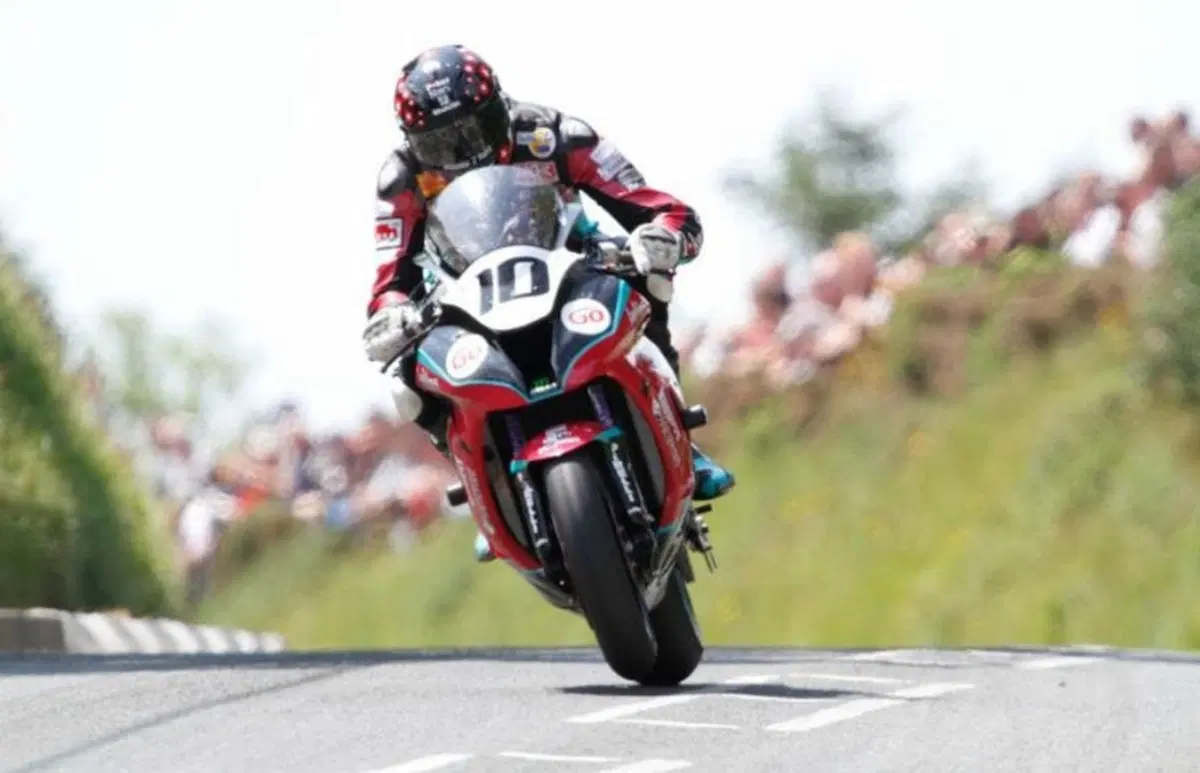 Tourist Trophy. Un'intervista molto particolare  (6)
