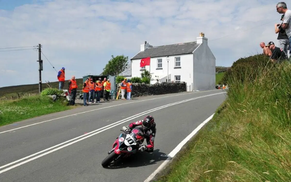 Tourist Trophy. Un'intervista molto particolare  (8)