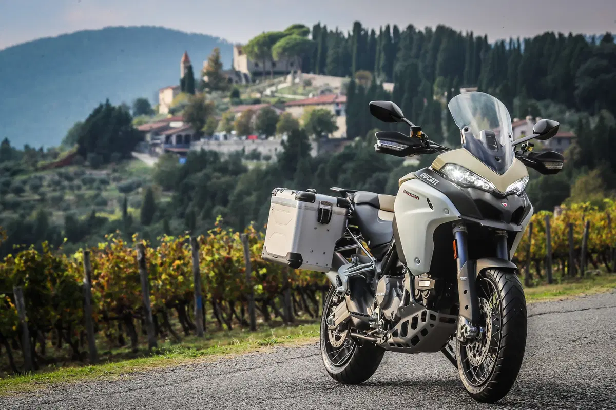 Ducati Multistrada Enduro 1260: test su strada e fuoristrada in Toscana (15)