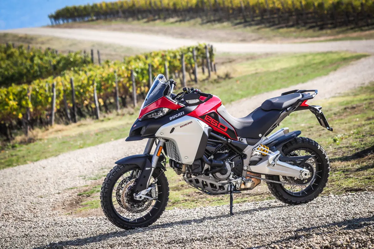 Ducati Multistrada Enduro 1260: test su strada e fuoristrada in Toscana (18)