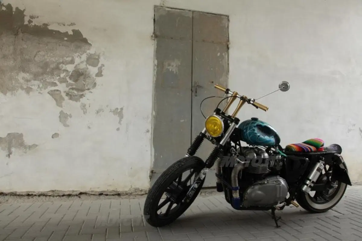 Le Strane di Moto.it: Triumph Bonneville Chopper Frisco Style (2)