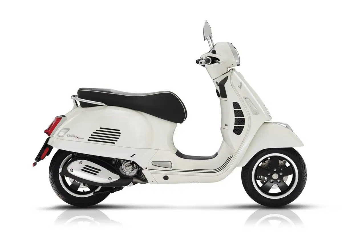 Vespa GTS 310 Super (2025 - 26) (2)