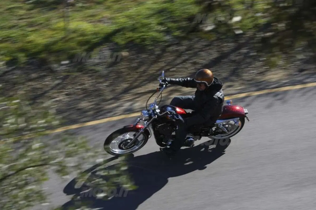Harley-Davidson Seventy-Two  (3)