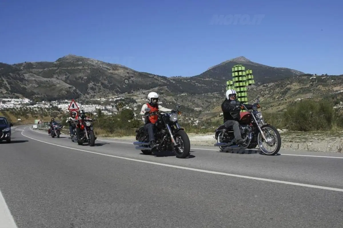 Harley-Davidson Seventy-Two  (44)