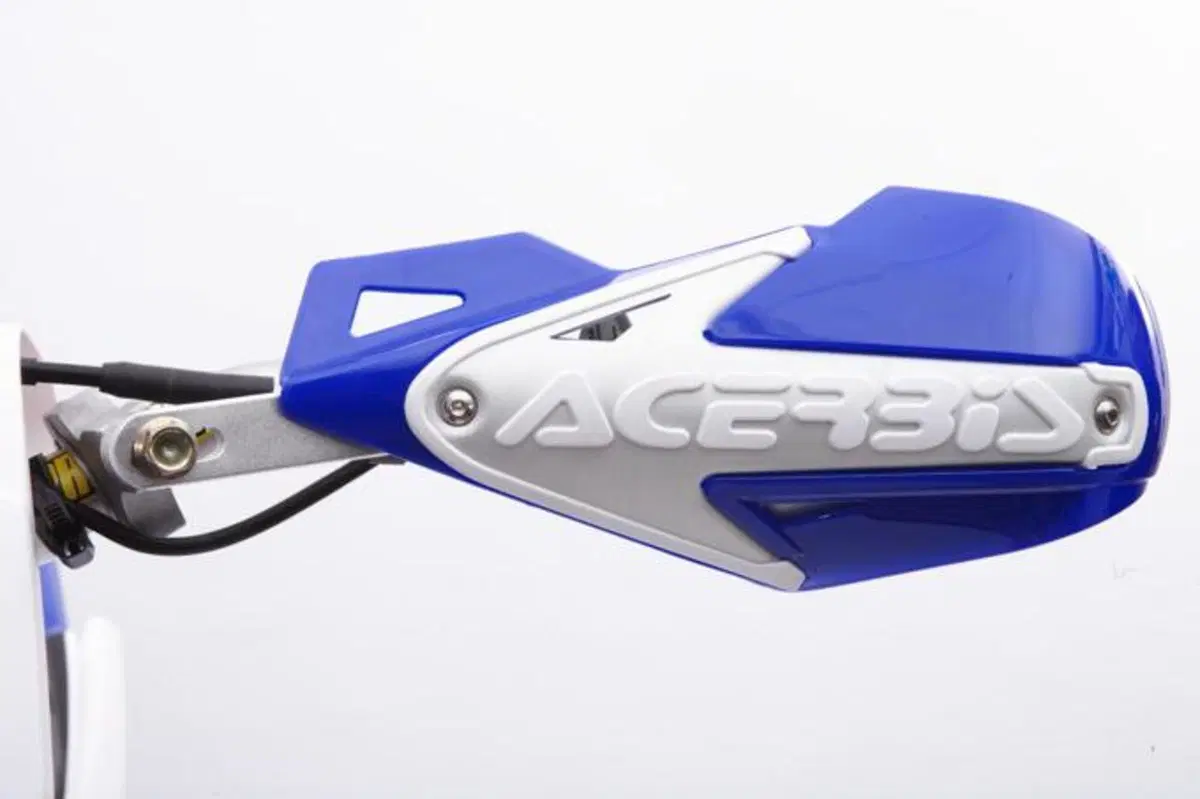 Yamaha YZ450SM. Il nuovo Supermotard dei tre diapason (11)