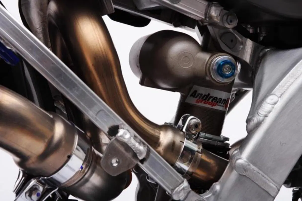 Yamaha YZ450SM. Il nuovo Supermotard dei tre diapason (17)