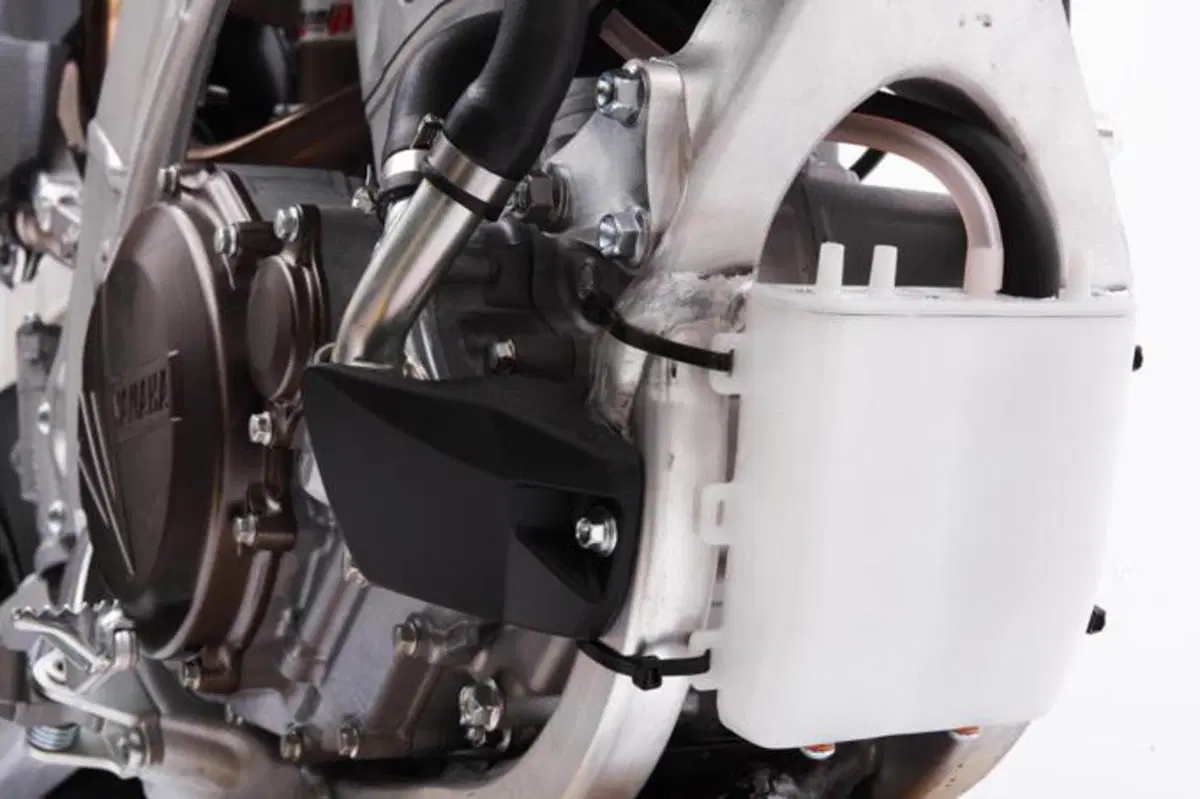Yamaha YZ450SM. Il nuovo Supermotard dei tre diapason (25)