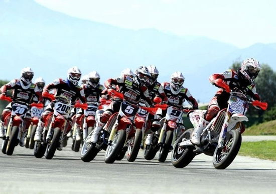 Supermoto: trofeo HM Honda 2012