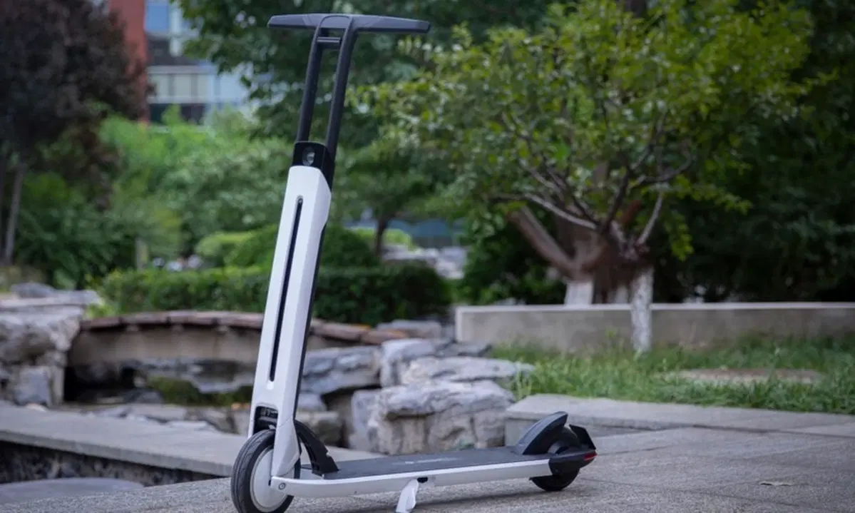 Segway KickScoot Air T15. Il monopattino elettrico finalmente commuter (2)