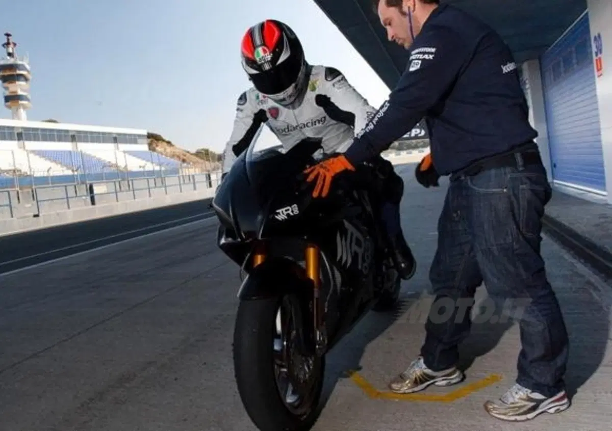 Le CRT abbassano i tempi nell'ultima giornata di test a Jerez