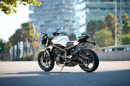 Nuova Triumph Street Triple S 2020 (2)