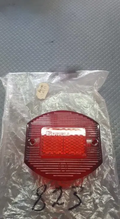 PLASTICA FANAL. POST. CAGIVA SST MOTO GUZZI BETA Sgr