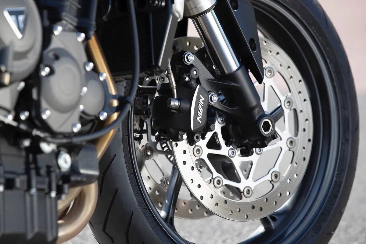Nuova Triumph Street Triple S 2020 (10)