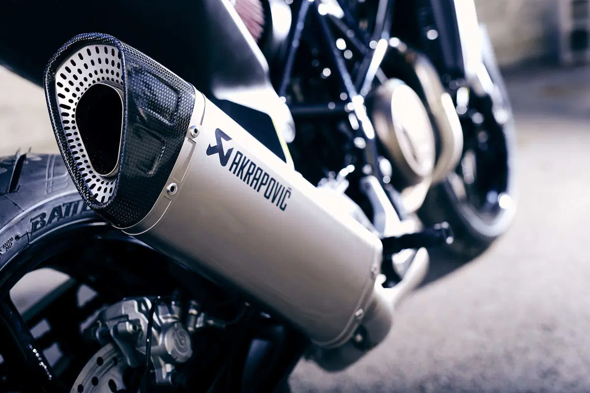 Husqvarna Vitpilen 701: dinamica e raffinata (3)