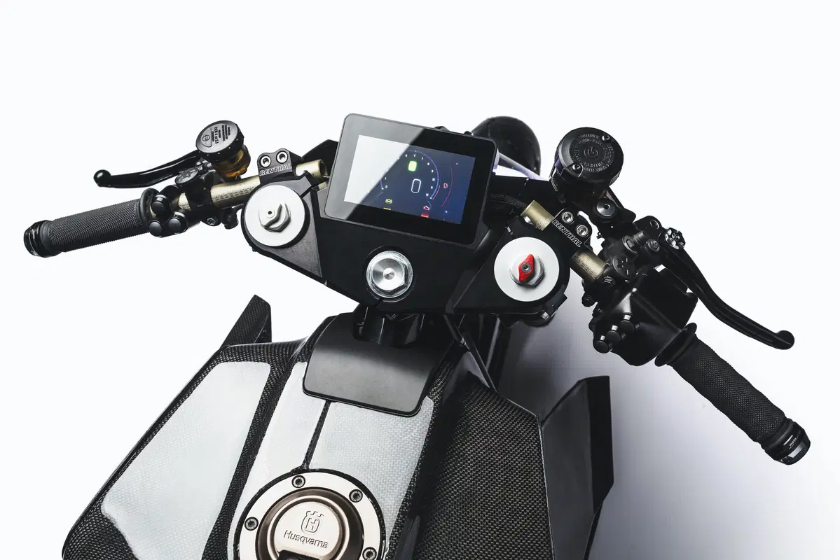 Husqvarna Vitpilen 701. Una special per Charles Leclerc (4)