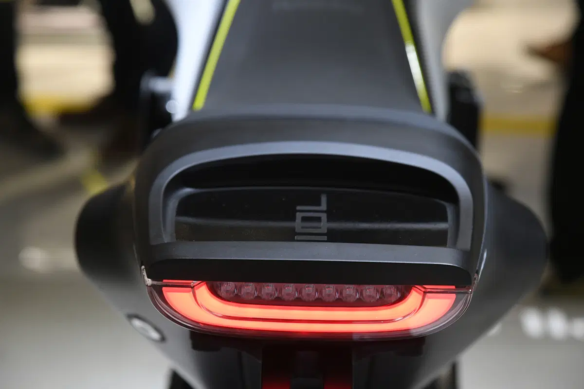 EICMA 2017: Husqvarna Vitpilen 701, foto e dati (17)