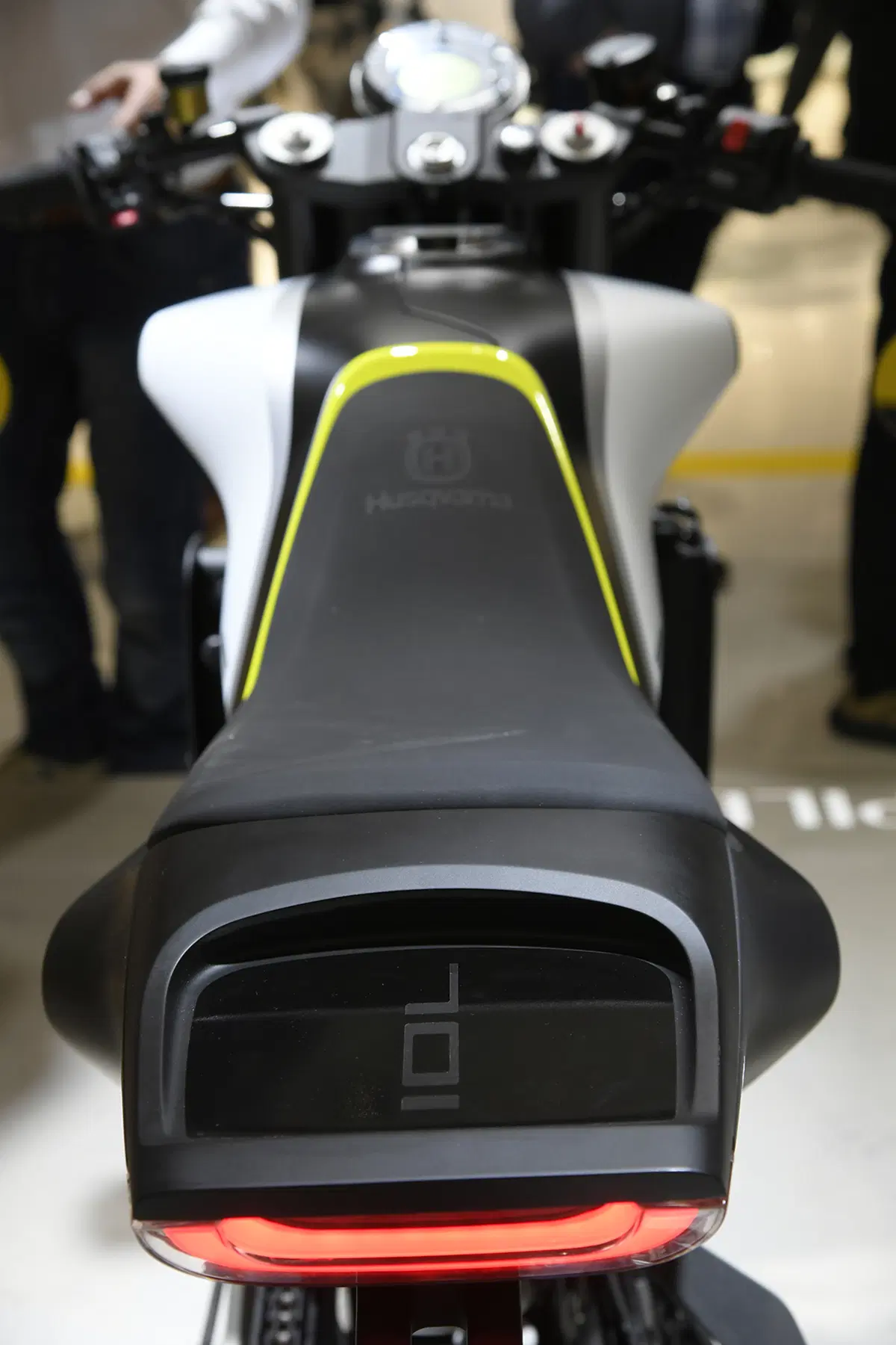 EICMA 2017: Husqvarna Vitpilen 701, foto e dati (23)