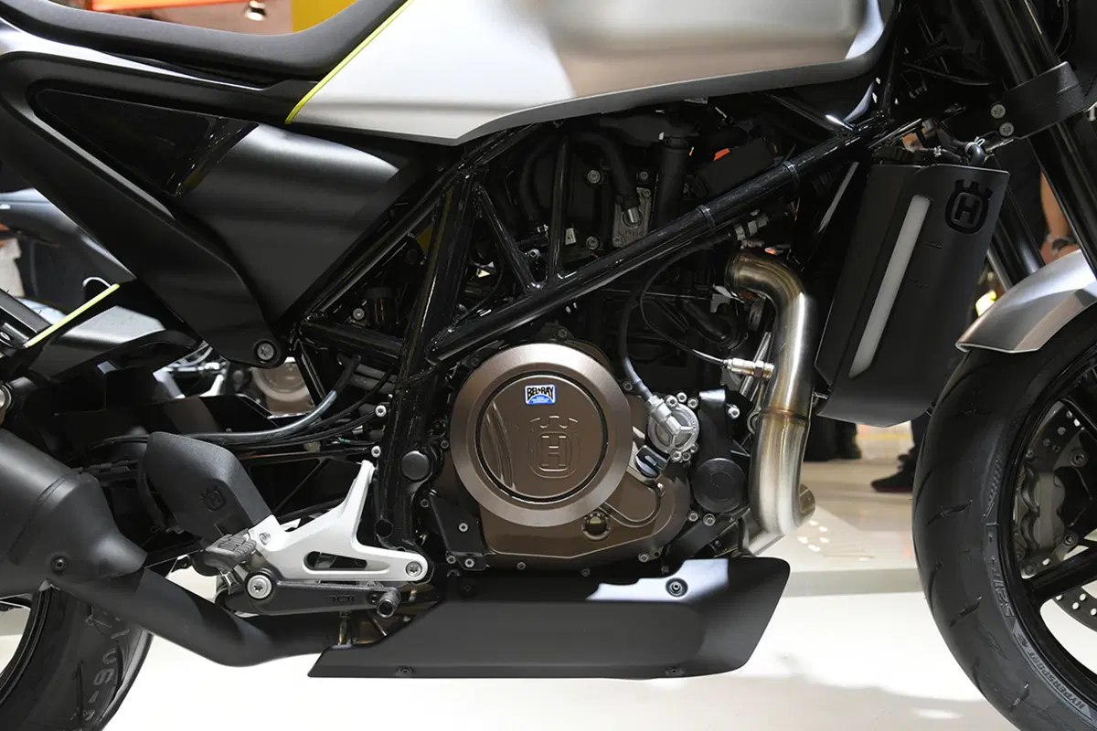 EICMA 2017: Husqvarna Vitpilen 701, foto e dati (31)