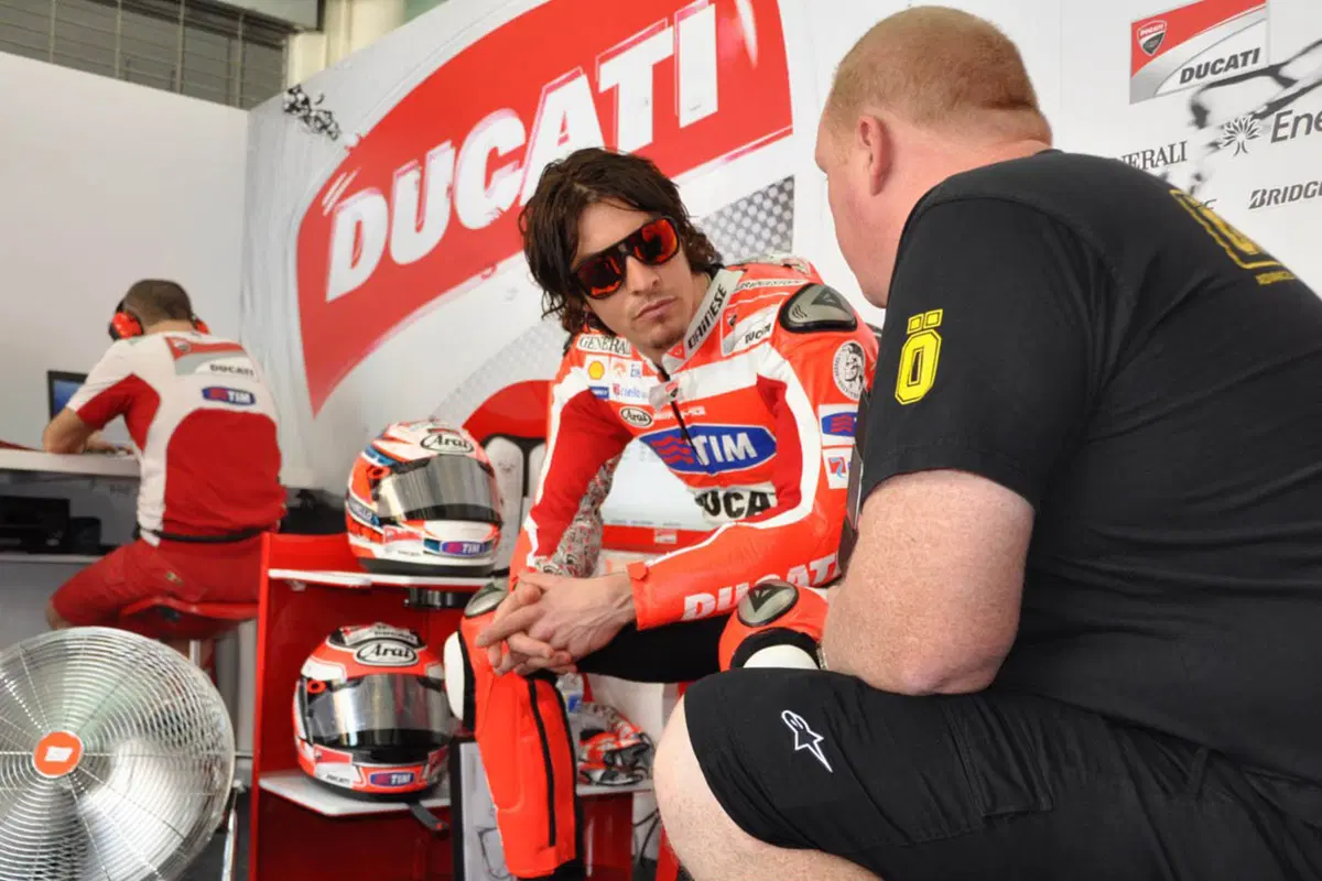 MotoGP. Test a Sepang, Stoner rimane il punto di riferimento (4)